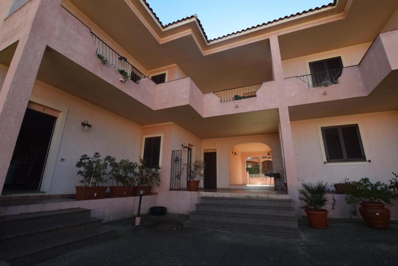 Residenza Sul Mare Aparthotel Valledoria  Luaran gambar